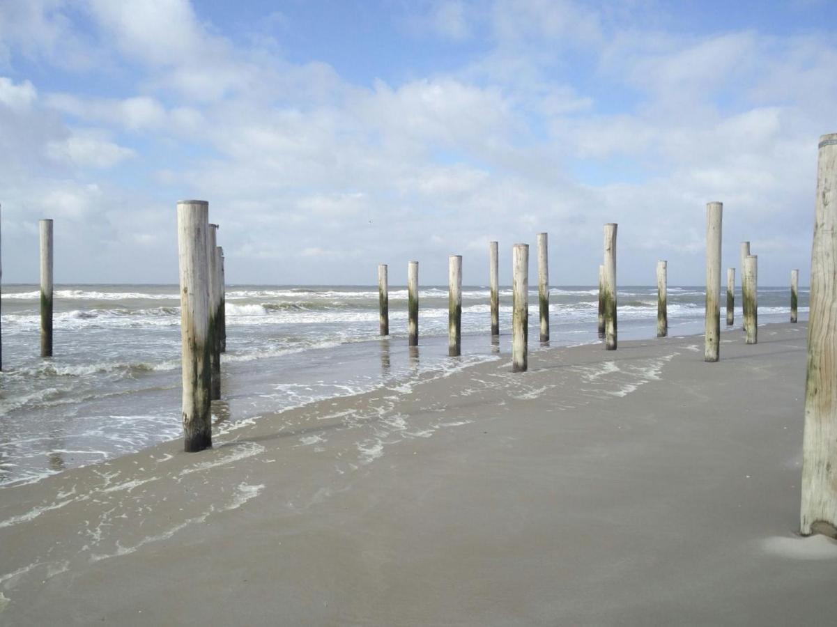 Nieuw Strand Petten Bagian luar foto
